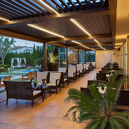 Panorama Hotel 4*