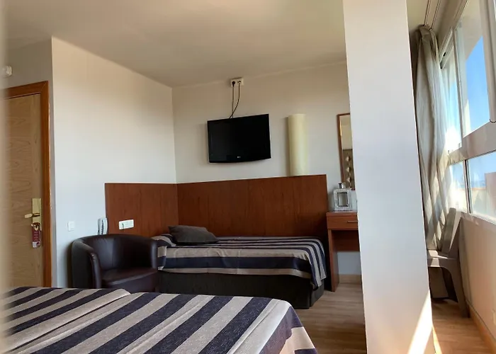 מלון Panorama 4*