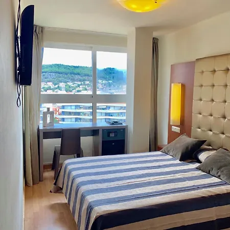 Panorama 4*